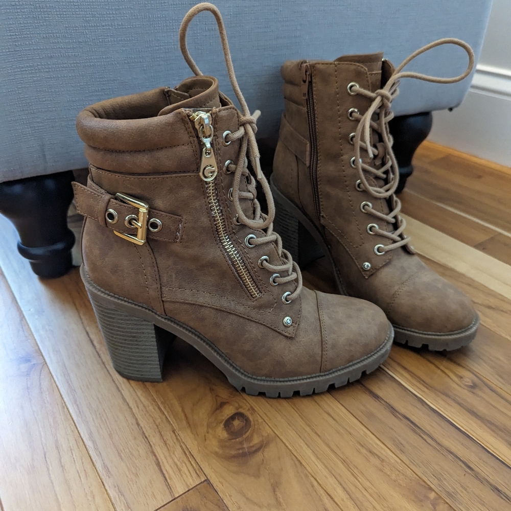 G By Guess Jaydyn Combat Boot Size 7.5 - image 4